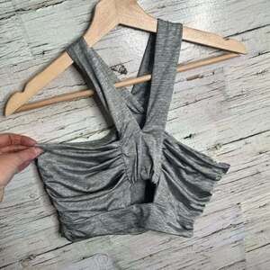 shakuhachi top xs grey crop top